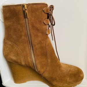 Michael kors boots 9.5